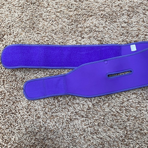 PumpStrap hands free nursing bra / pumping bra - Picture 4 of 15